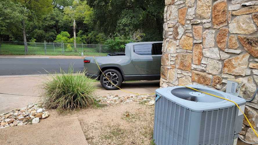 Электропикап Rivian помог хирургу провести вазэктомию