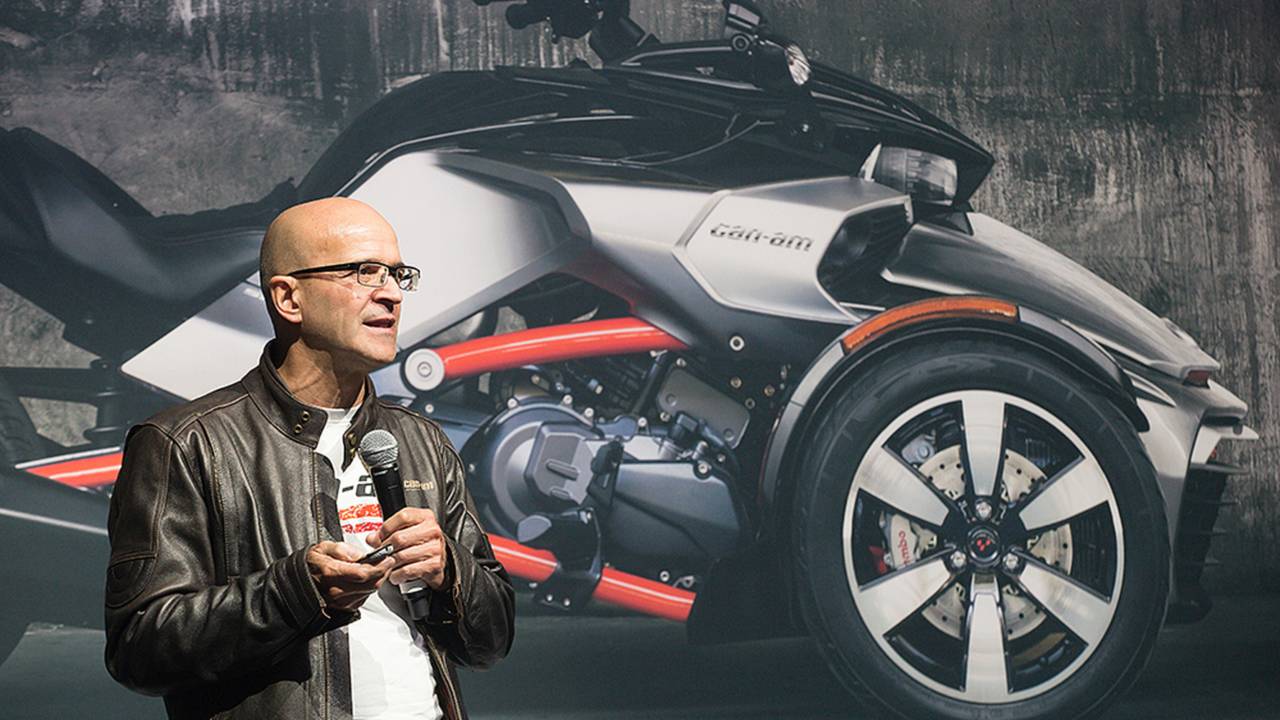 Tire Roasting Roadster: The 2015 Can-Am Spyder F3
