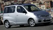 Toyota Yaris Verso