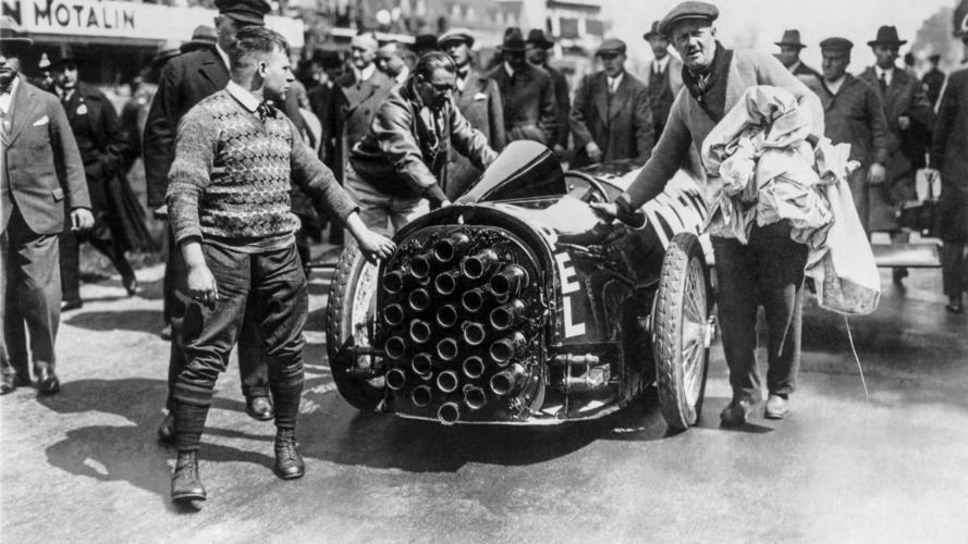 Opel Rak 2 - Roket Yakıtlı 1928 Model Bir Otomobil