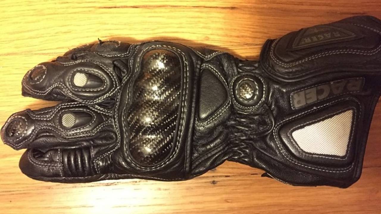 These gloves were my favorite! But do I have a new favorite? Keep on reading to find out...