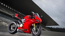 The Ducati Panigale 1299 is An Amazing Motorcycle: Here's Two Italians to Tell You Why