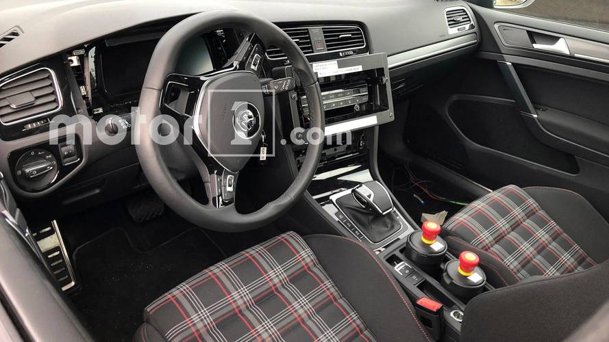 Volkswagen Golf 8 Test Mule