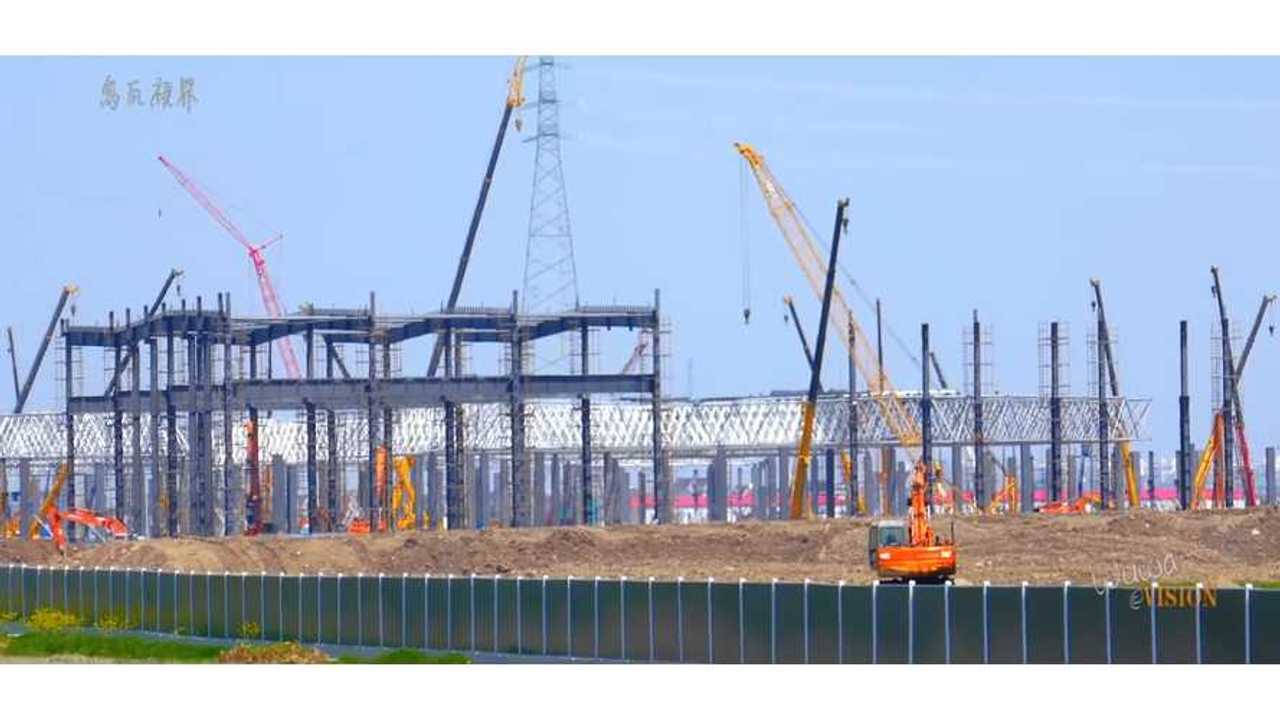 Tesla Gigafactory 3 Rises Up Out Of The Ground: Video