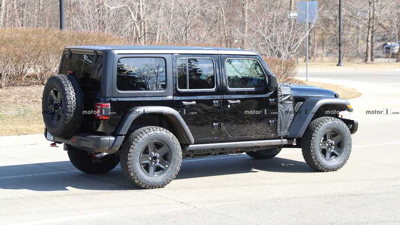 jeep-wrangler-phev-spy-photos (1)