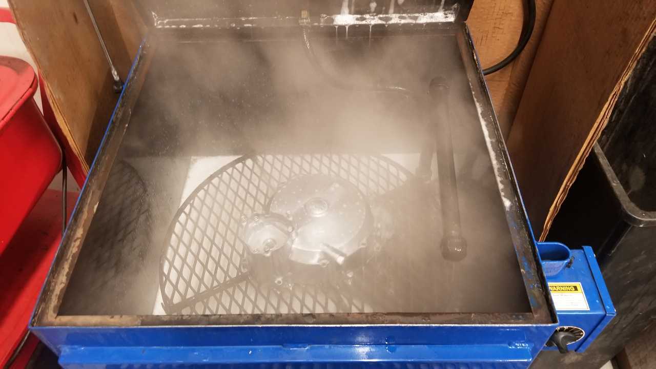 Vapor Blasting
