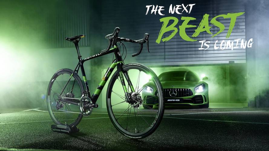 Mercedes-AMG GT R Racing Bike