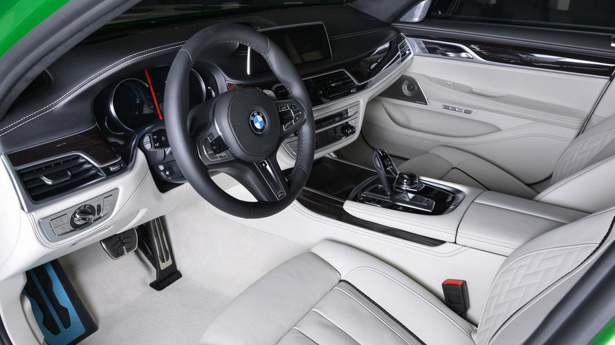 BMW M760Li Rallye Green 2018