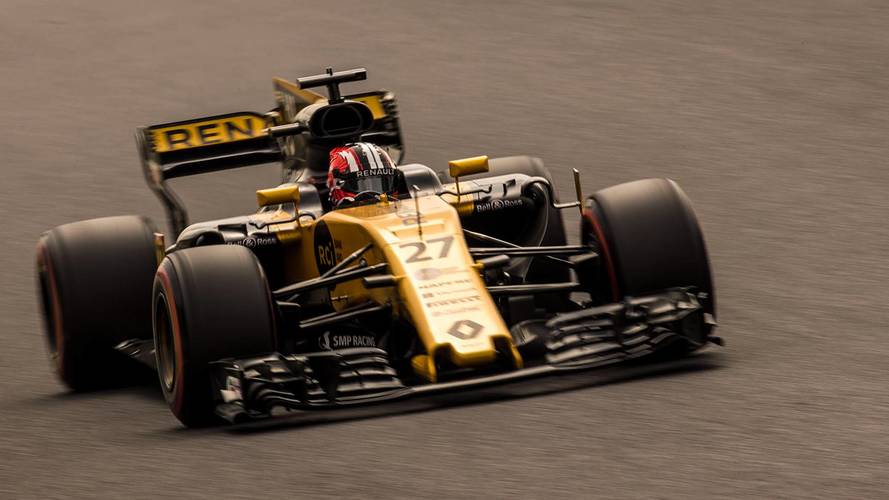 Carlos Sainz se estrena en Renault