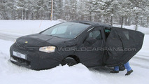 Citroen DS4 winter spy photos 26.02.2010