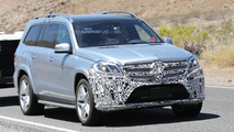 2015 Mercedes-Benz GL-Class facelift spy photo