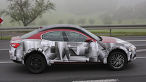 2016 Maserati Levante mule spy photo
