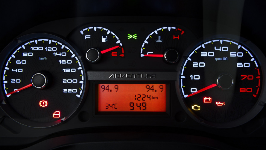 Fiat Strada Adventure CD