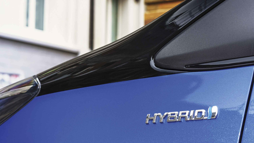 2017 Toyota Yaris Hybrid First Drive