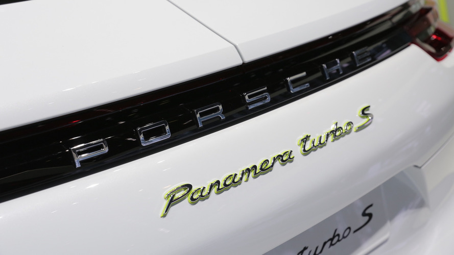 2018 Porsche Panamera Turbo S E-Hybrid
