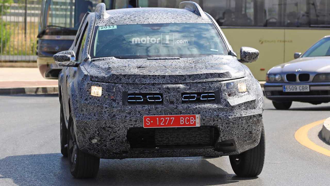 2018 Dacia Duster spy photo