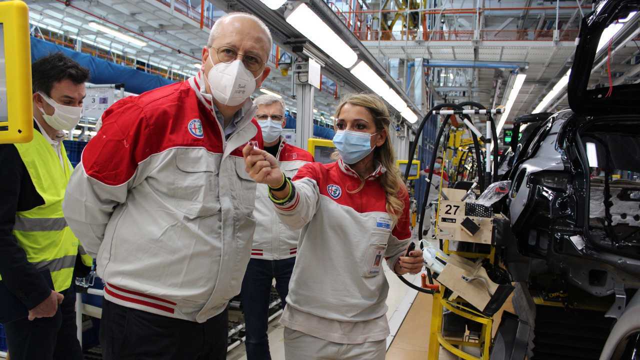 Alfa Romeo, il CEO Jean Philippe Imparato a Cassino e Pomigliano