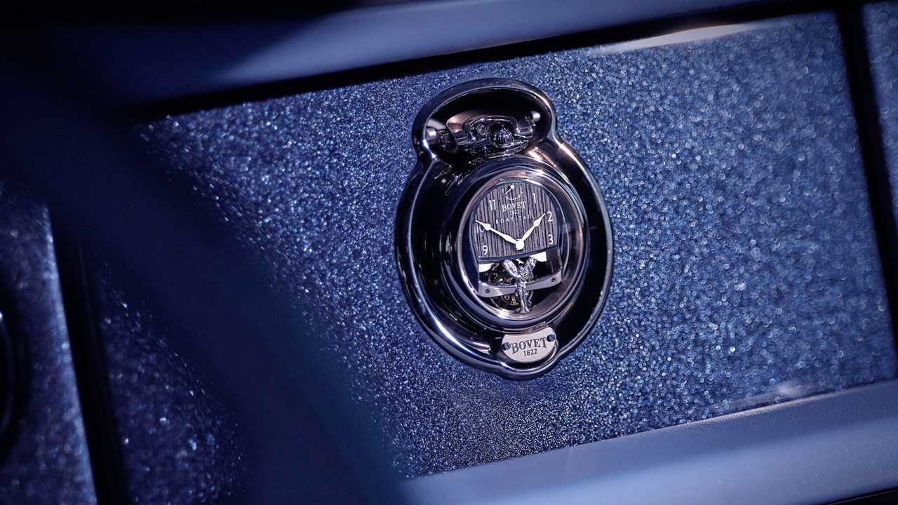Уникальные часы от Rolls-Royce