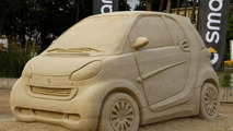 New smart fortwo sand sculpture