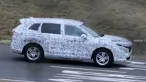 2023 Honda CR-V spy photo side