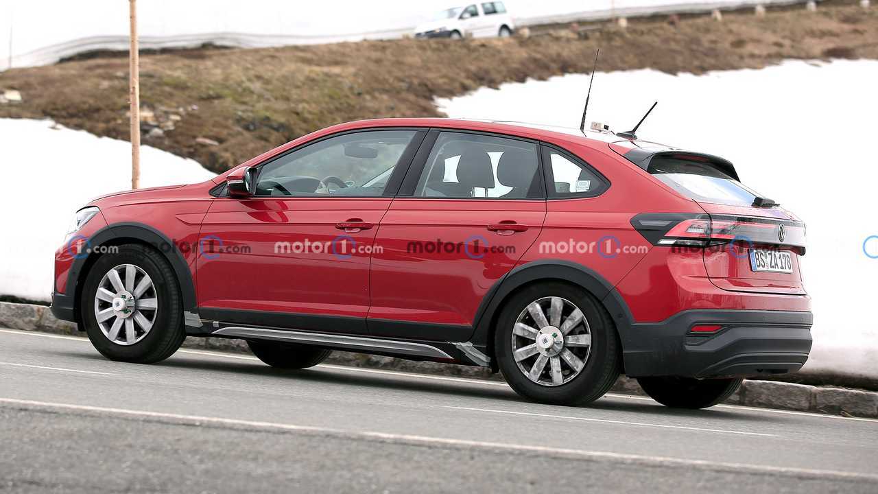 Volkswagen Taigo, le nuove foto spia