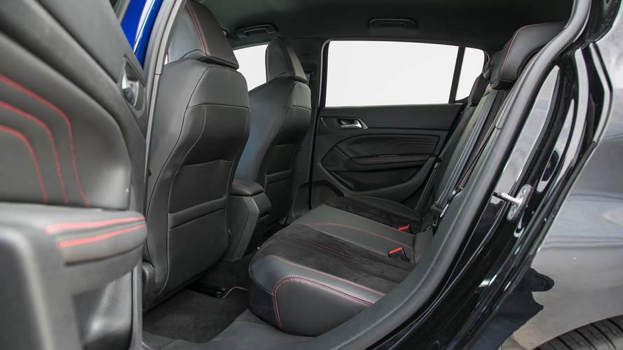 Peugeot 308 GTI by PEUGEOT SPORT