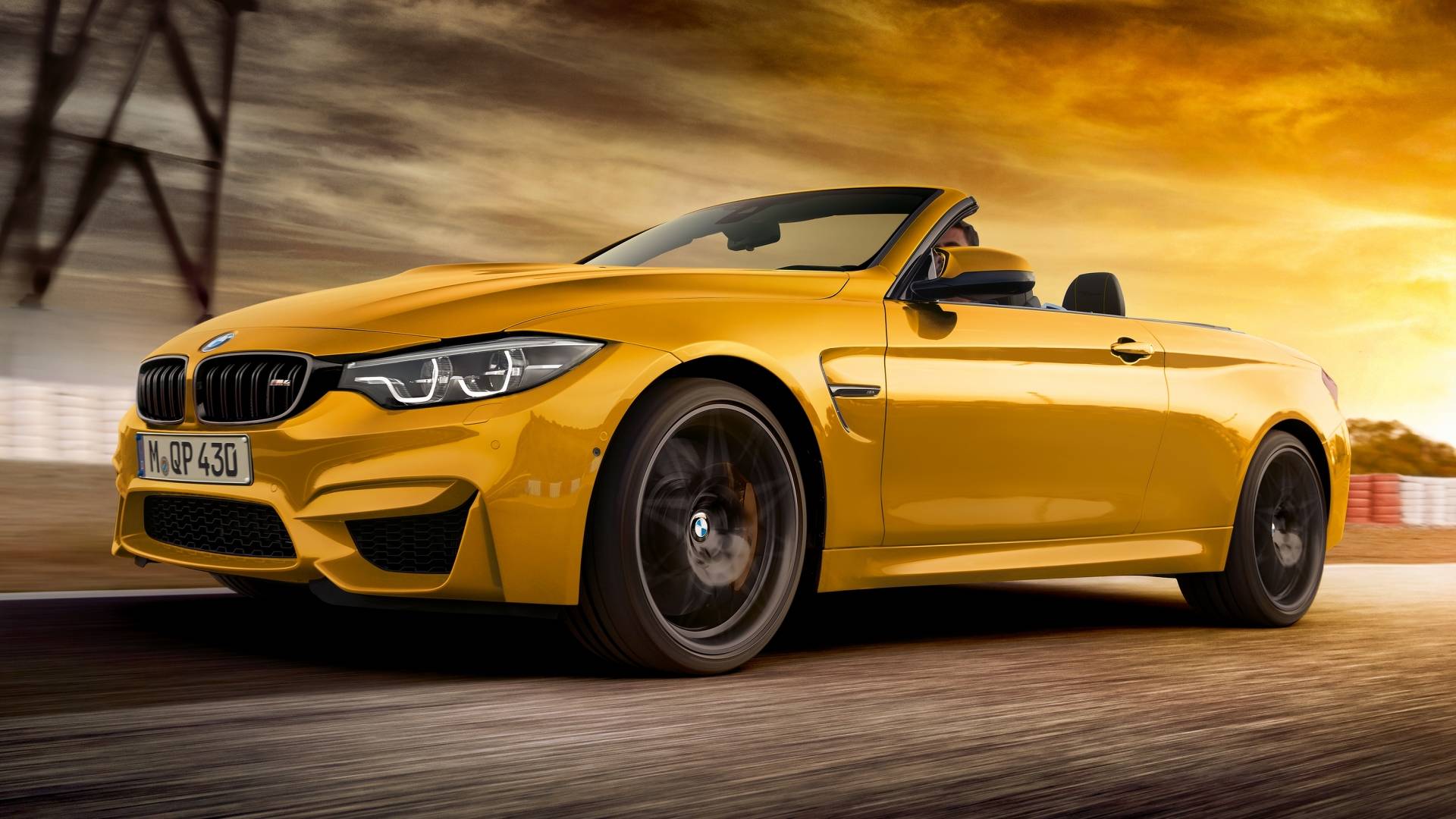 BMW M4 Cabrio Edition 30 Jahre, trentenne in edizione limitata