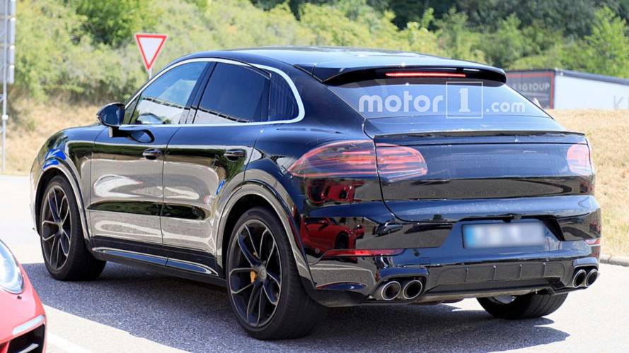 2020 Porsche Cayenne Coupe Spy Photo