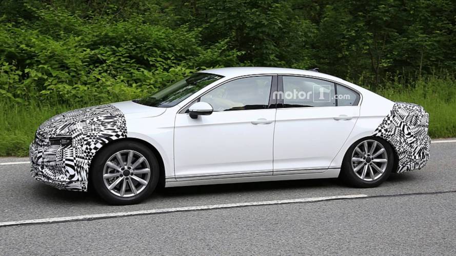 2019 VW Passat restylée photos espion