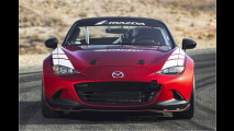 Mazda schwenkt die grüne Flagge