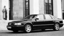 Audi A8 D2