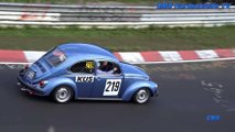 Nürburgring'deki Volkswagen Beetle'lar