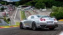 6 - Nissan GT-R