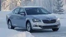 2019 Skoda Superb photos espion