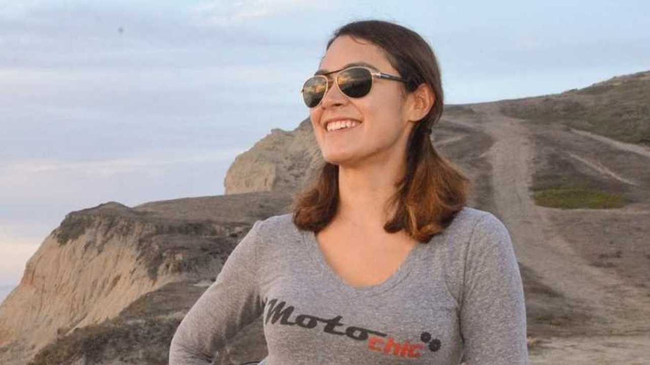 MotoChic Tee