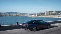 Test drive Lexus ES 300h