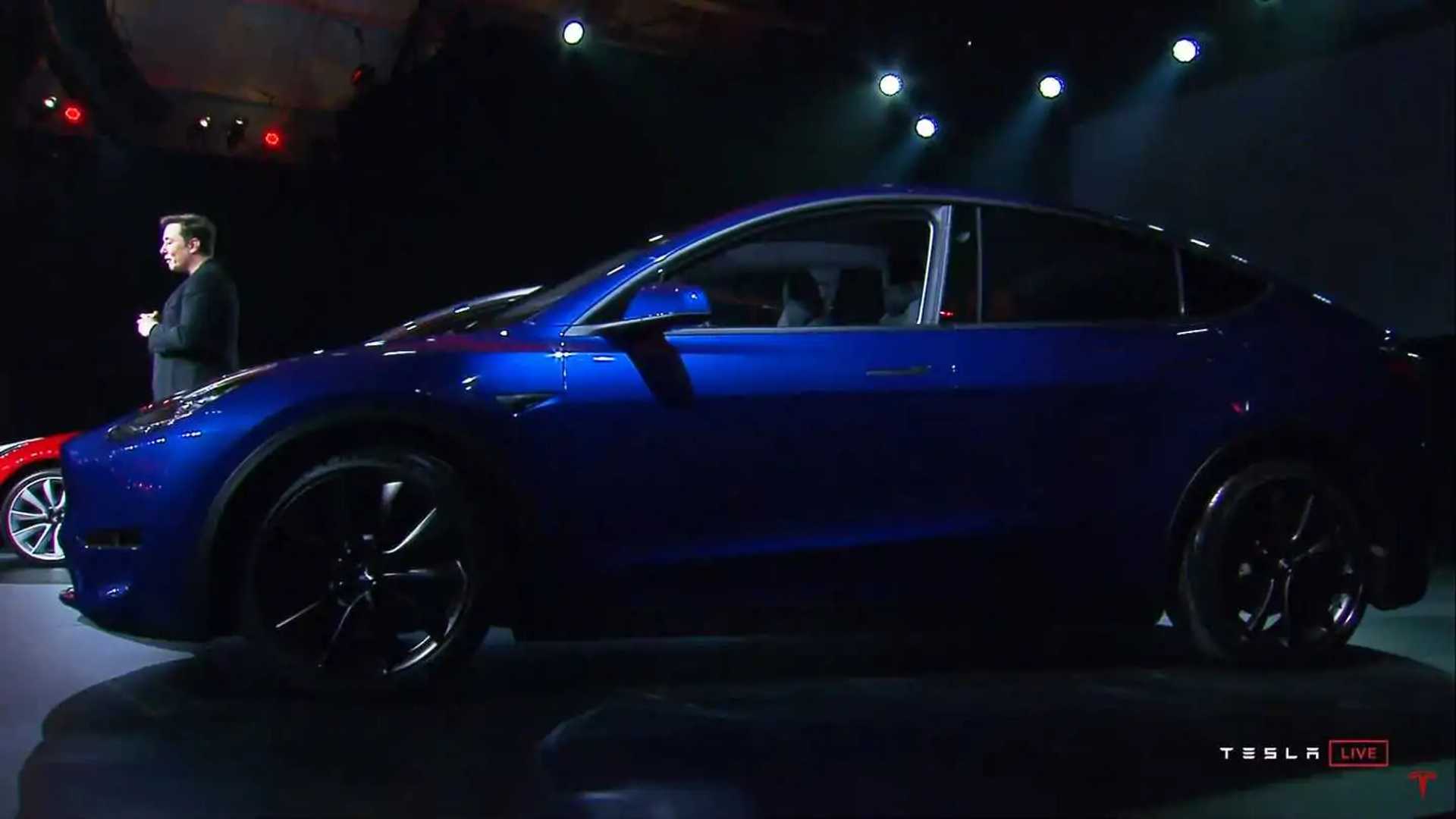 Tesla Model Y 2021 Alle Daten Und Bilder Zum Elektro Suv