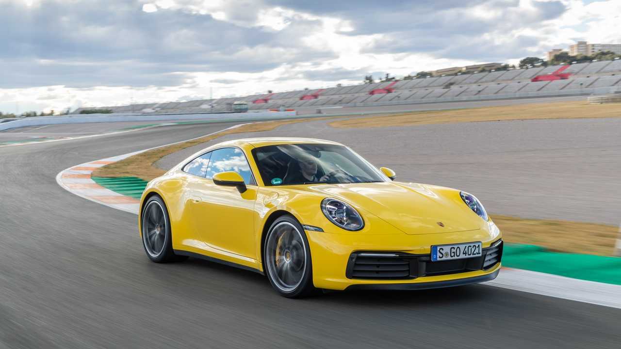 Porsche 911 (992), la prova in pista