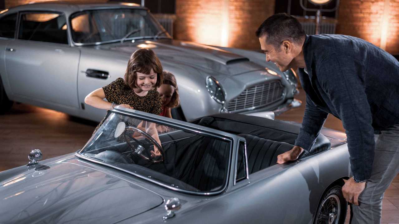 Aston Martin DB5 Junior primer plano