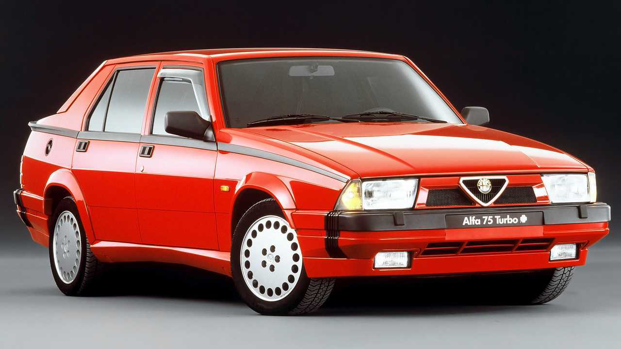 Scudetto Alfa Romeo, la storia e l'evoluzione