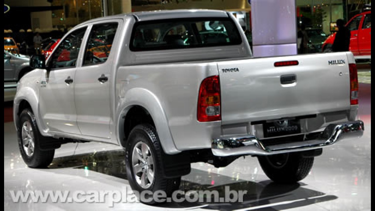 Salão do Automóvel 2008 - Toyota mostra linha 2009 da Hilux e SW4