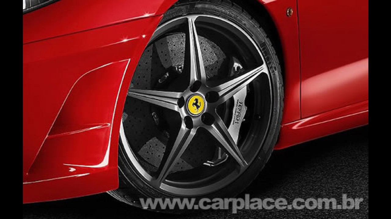 Ferrari lança F430 Scuderia Spider 16M para celebrar título de construtor na F1