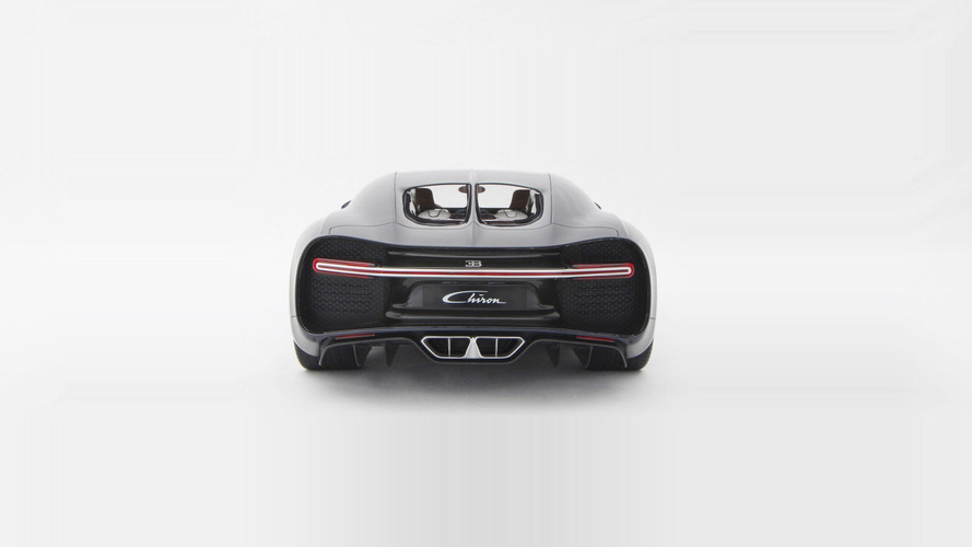 Amalgam Collection Bugatti Chiron 1:8 scale model