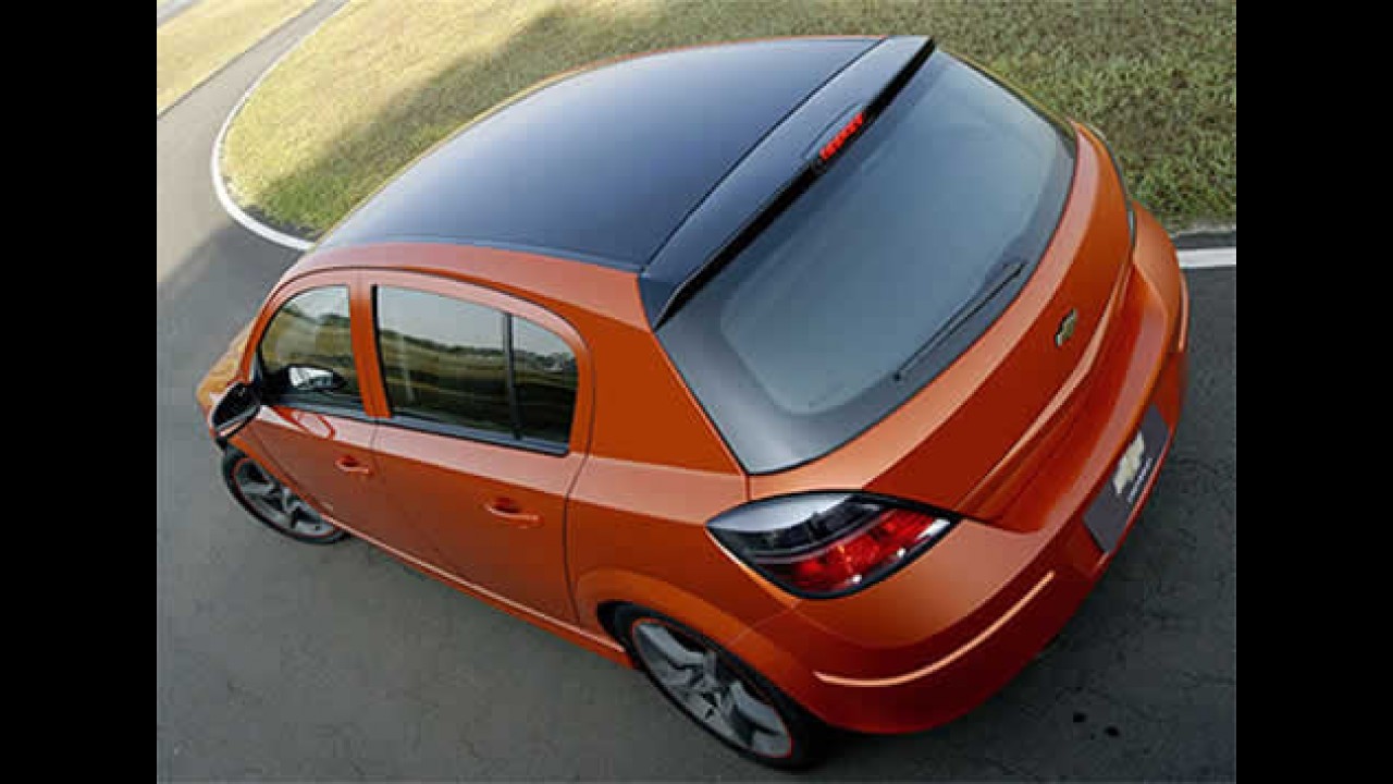 Chevrolet apresenta dois modelos tunados do Vectra GT-X: Black Top e Attitude
