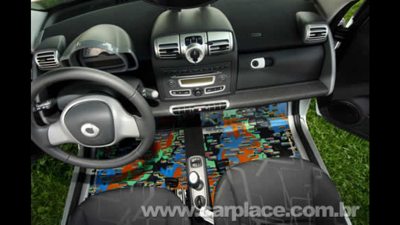 Preparadora esportiva Konigseder mostra versão tunada do "smart fortwo"