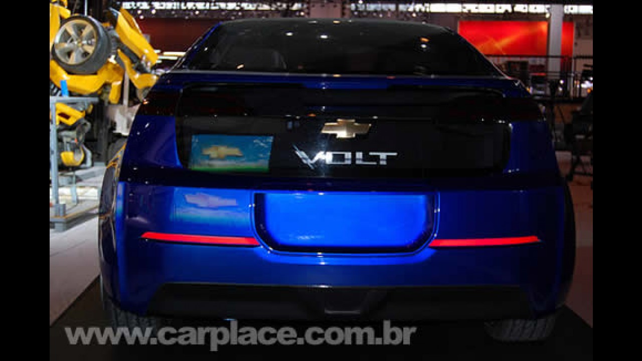 GM divulga imagens dos modelos do filme Transformers 2 - Veja o trailer