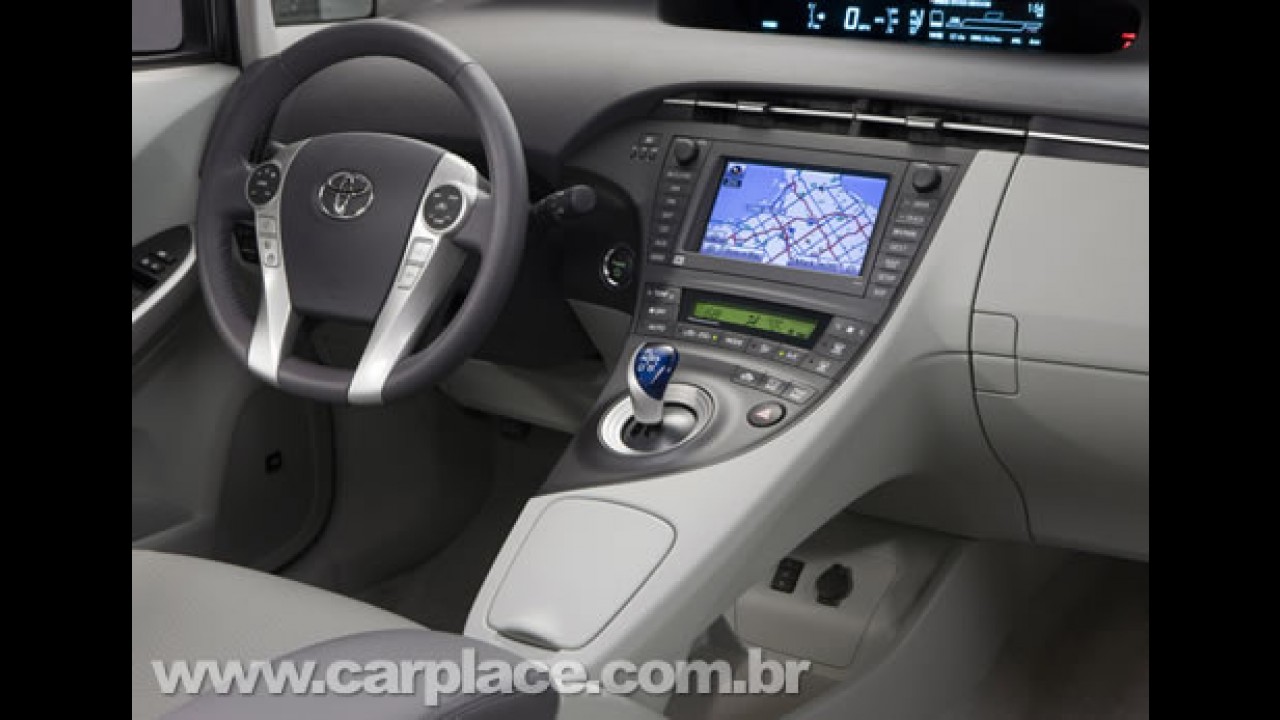Salão de Detroit: Toyota apresenta a terceira geração do híbrido Prius