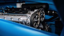 Volvo P1800 Cyan Engine