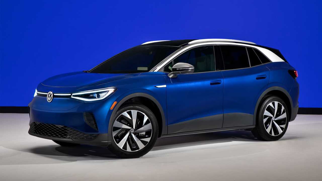 Volkswagen ID.4, le foto prima del debutto