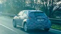 Toyota Aygo (2021) auf ersten Erlkönigbildern